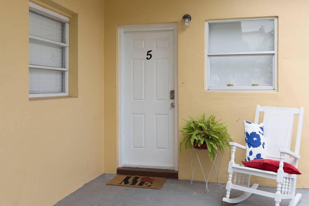 1 Bedroom Apt Near Coconut Grove Miami Extérieur photo