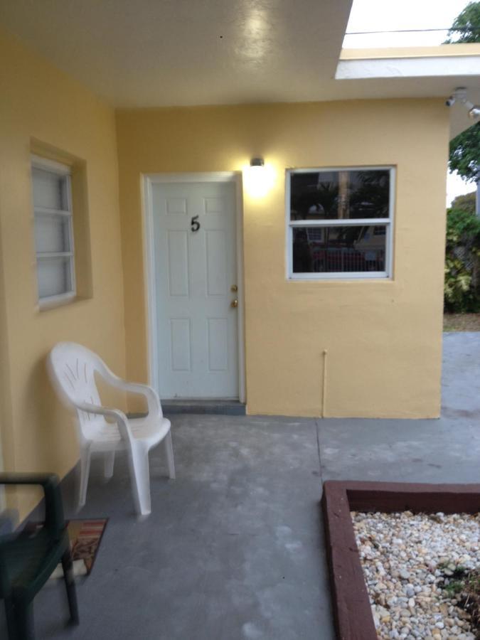 1 Bedroom Apt Near Coconut Grove Miami Extérieur photo