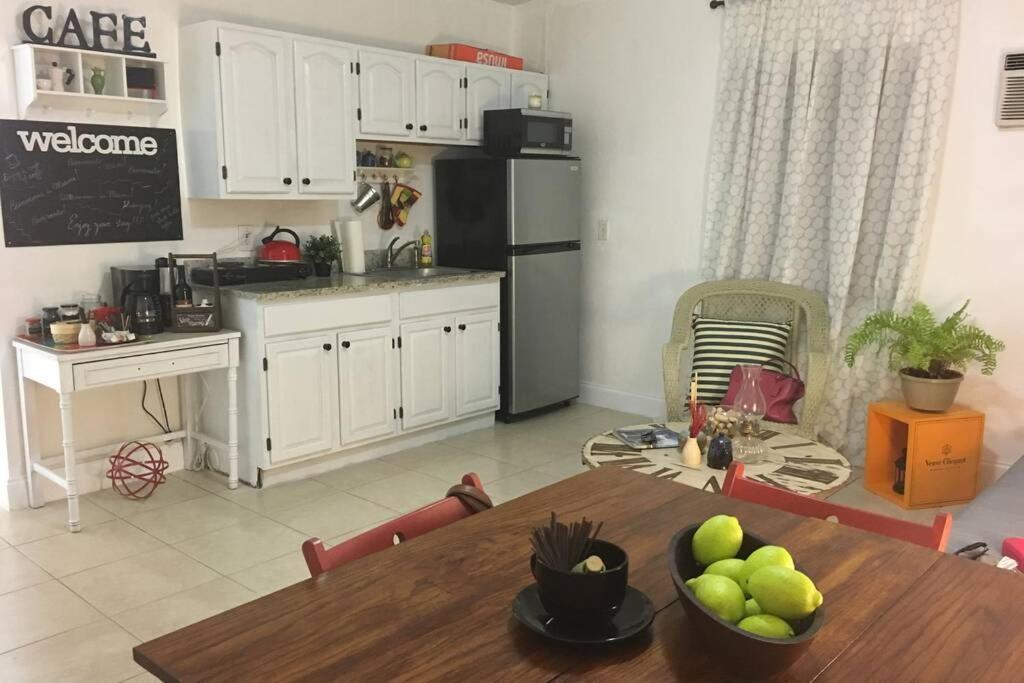 1 Bedroom Apt Near Coconut Grove Miami Extérieur photo